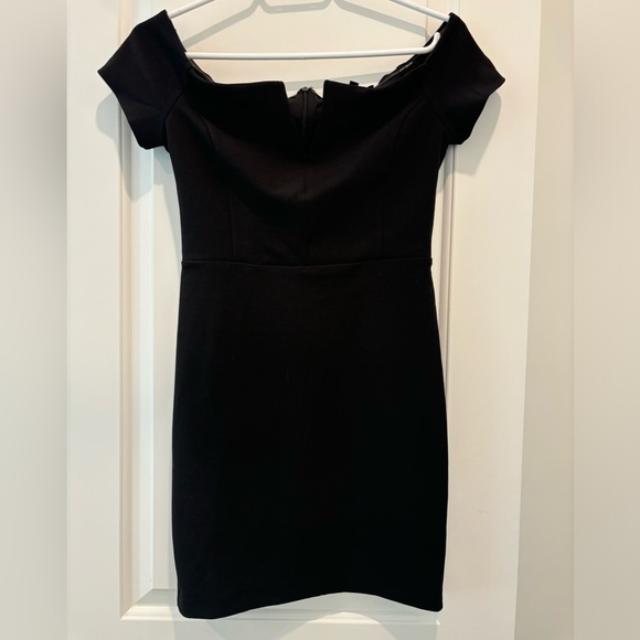 Dynamite Dresses & Skirts - Dynamite - Little black off the shoulder dress size small